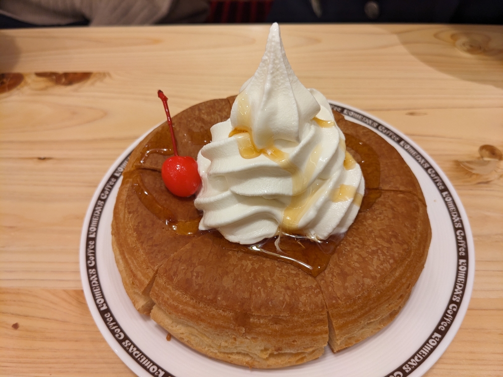 <コメダ珈琲店>シロノワール 荒尾駅周辺のカフェ--コメダ珈琲店 熊本荒尾店