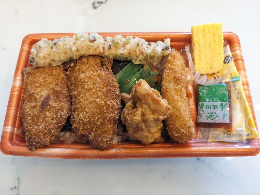 <キッチンオリジン>タルタル特のり弁当 井荻駅周辺のお弁当・惣菜--キッチンオリジン 井荻店