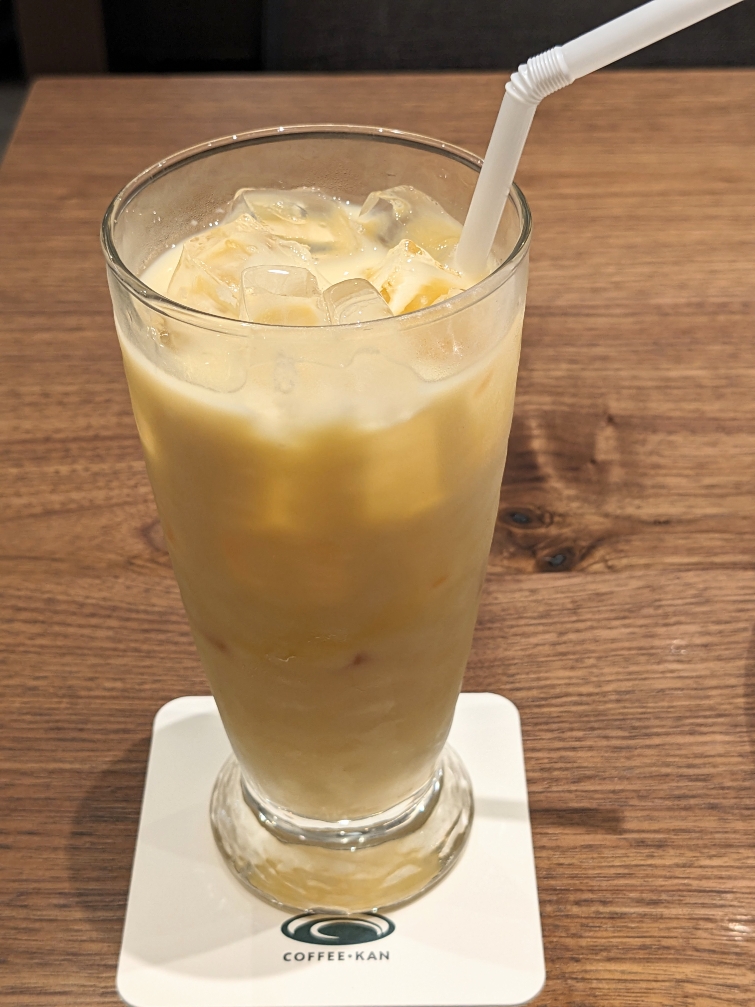 <珈琲館>フルーツ牛乳ミックス 神楽坂駅周辺のカフェ--珈琲館 神楽坂店