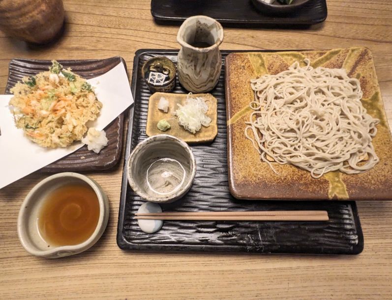 <九つ井>天ざるそば かき揚げ 二子玉川駅周辺の和食--九つ井 玉川店