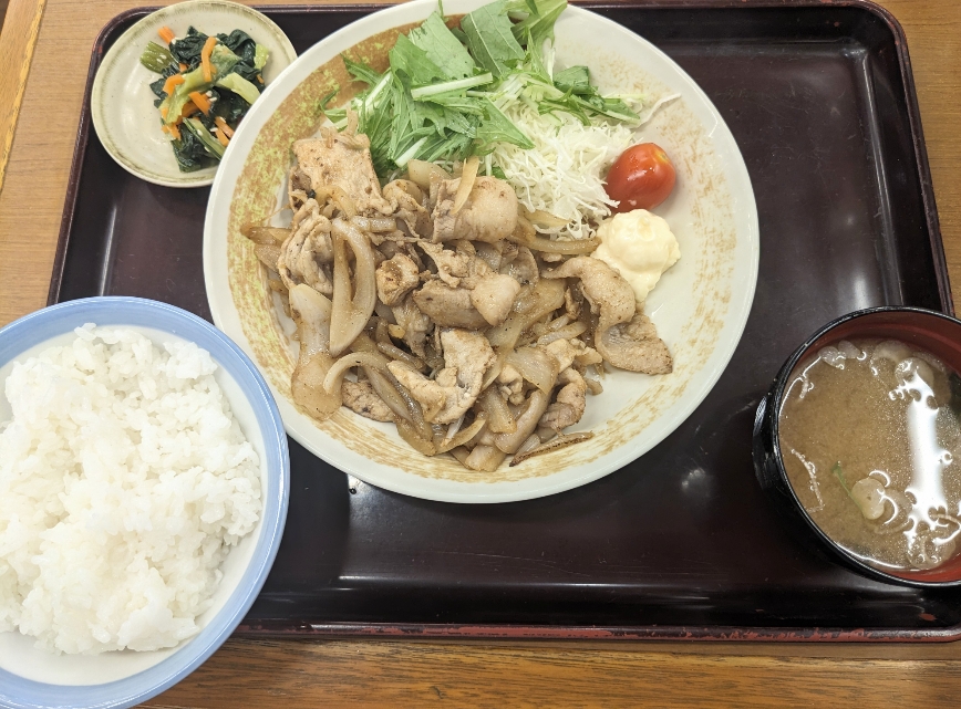 <山田うどん食堂>生姜焼き定食 田島駅周辺の定食--山田うどん食堂 佐野50号バイパス店