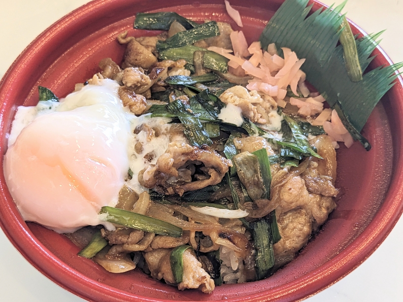 <キッチンオリジン>ニラニンニクスタミナ豚焼肉丼 神楽坂駅周辺のお弁当・惣菜--キッチンオリジン 神楽坂店